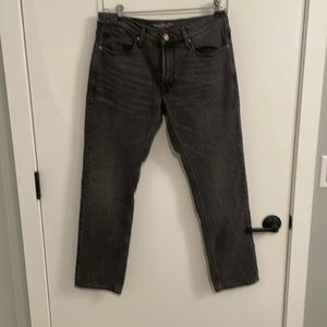 Men’s pre owned 34x30 slim straight fit rising sun company , distressed blk